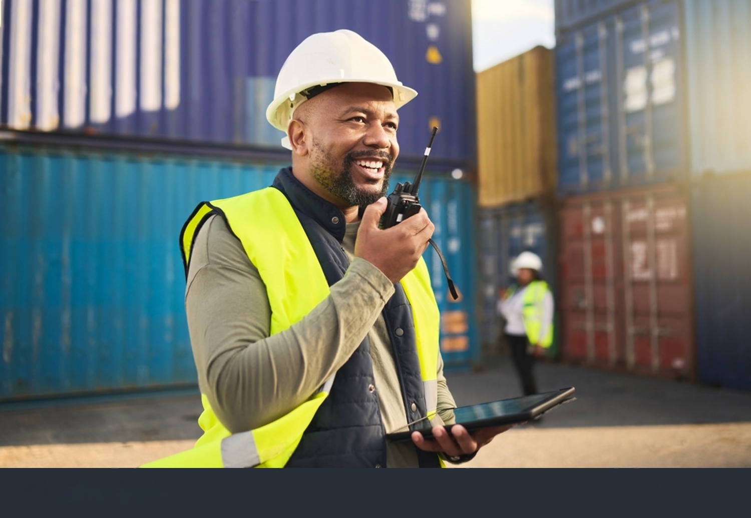 Coordinateur logistique avec radio sur un terminal à conteneurs